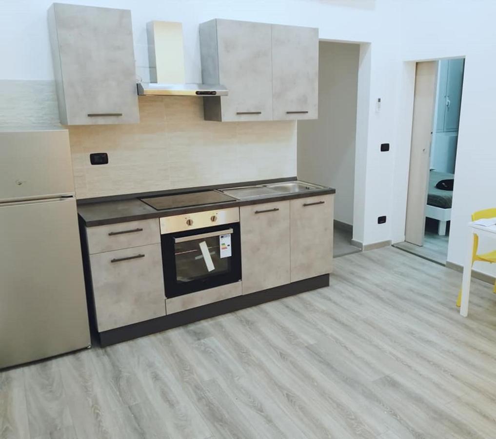 Appartamento Nuovo A 1 Minuto Dal Porto Livorno Bagian luar foto